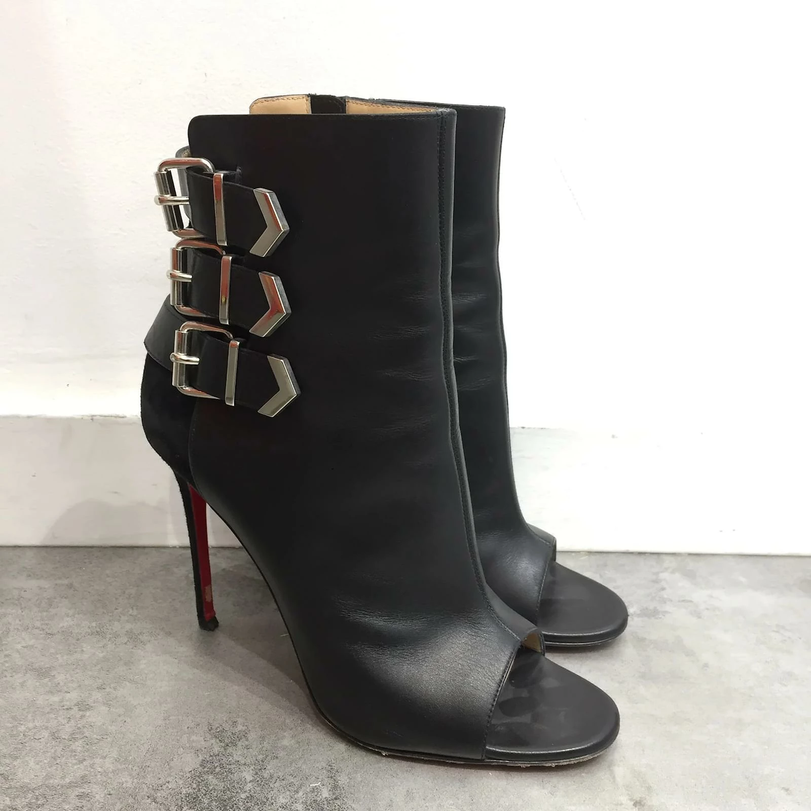 CHRISTIAN LOUBOUTIN Ankle Boots T.eu 38 Leather Black 4 CHRISTIAN LOUBOUTIN Ankle Boots T.eu 38 Leather Black - Image 4