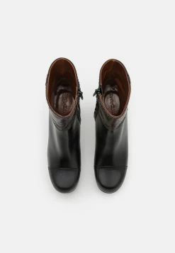 See By Chloé Irine Platfrom Bootie - High Heeled Ankle Boots -winter shoes Sales 2023 8680fe2aa88741708e7a5447a12f2d86