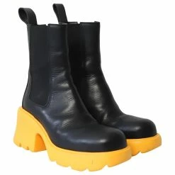 Bottega Veneta Flash Ankle Boots In Black Calf Leather Leather -winter shoes Sales 2023 868715 3