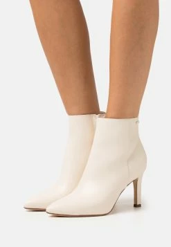 ESPRIT Bridal Bootie - Classic Ankle Boots - Ivory -winter shoes Sales 2023 8b44384316794ed78212050dd2b38d31