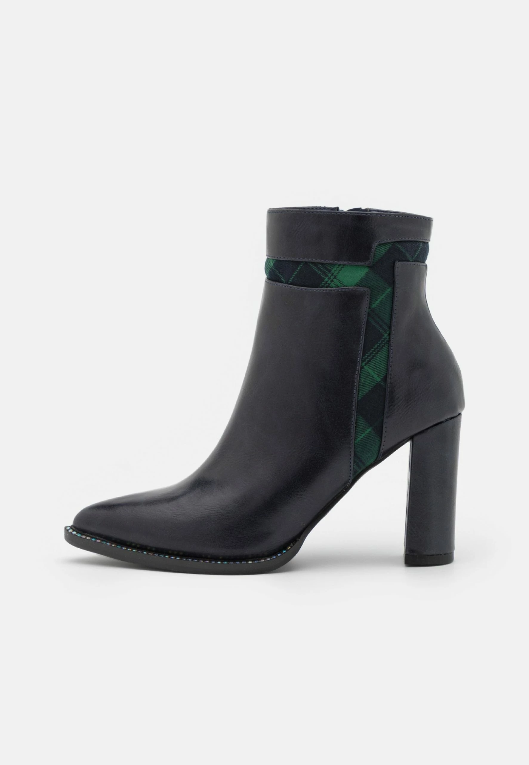 Menbur Classic Ankle Boots - Navy 2 Menbur Classic Ankle Boots - Navy - Image 2