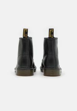 Dr. Martens 101 6 Eye Boot Unisex - Lace-Up Ankle Boots - Black 8 Dr. Martens 101 6 Eye Boot Unisex - Lace-Up Ankle Boots - Black -winter shoes Sales 2023 9f9a94e5bb774fe38c323509f89d120a