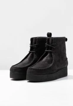 Clarks Originals Wallabee Craft - Platform Ankle Boots - Black -winter shoes Sales 2023 a735348b14f94005ab67efb5148abcb5