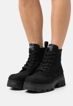 Calvin Klein Jeans Chunky Combat- Platform Ankle Boots - Triple Black