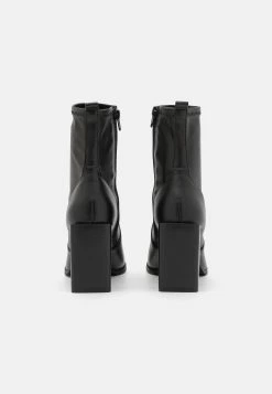 Call It Spring Vegan Sara - Classic Ankle Boots - Black -winter shoes Sales 2023 a9edeaa916294ef193bfe650da90d5cf