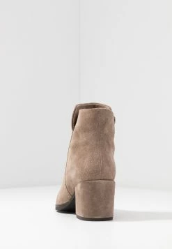Anna Field Leather- Ankle Boots - Beige 12 Anna Field Leather- Ankle Boots - Beige -winter shoes Sales 2023 ad6e4357e11f4cf5a682050941835691