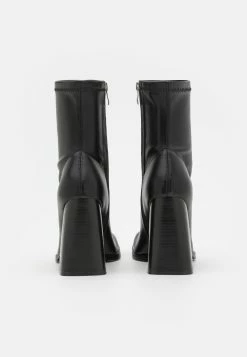 Raid Nadia - Classic Ankle Boots - Black -winter shoes Sales 2023 b42a1bd027dd4c9fb1bc3f0c9251e024