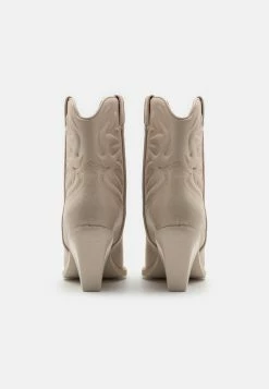 Bronx New Kole - High Heeled Ankle Boots - Off White -winter shoes Sales 2023 bb8c64a5d463408bb1ae70332cad3944