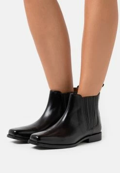 MELVIN & HAMILTON Bella - Classic Ankle Boots - Black