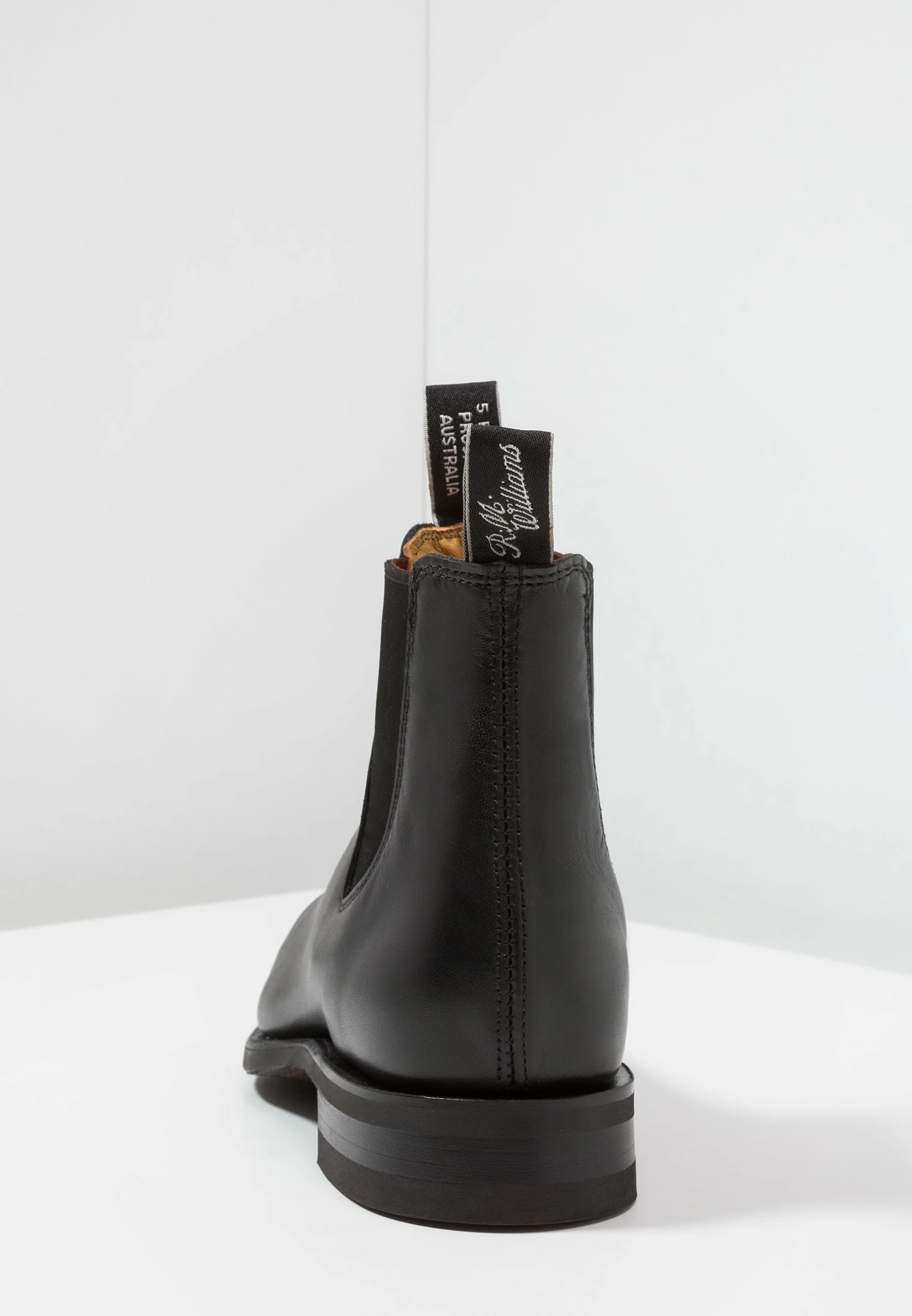 R. M. Williams Comfort Turnout Round G Fit - Classic Ankle Boots - Black 4 R. M. Williams Comfort Turnout Round G Fit - Classic Ankle Boots - Black - Image 4