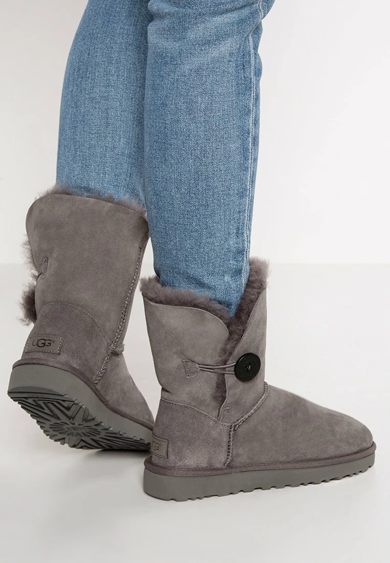 Ugg Bailey Button Ii - Classic Ankle Boots - Grey 1 Ugg Bailey Button Ii - Classic Ankle Boots - Grey