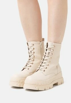 Even&Odd Lace-Up Ankle Boots - Beige