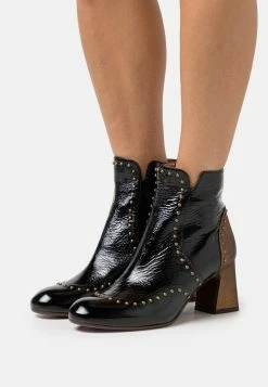Chie Mihara Adis - Classic Ankle Boots - Bronce