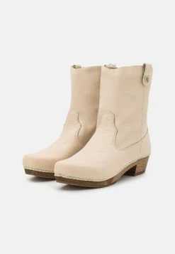 Sanita Western Flex Boot - Classic Ankle Boots - White -winter shoes Sales 2023 c5961a2f868e40028990e6ba6616786f