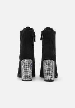 Aldo Aurla - Classic Ankle Boots - Other Black 9 Aldo Aurla - Classic Ankle Boots - Other Black -winter shoes Sales 2023 caa2859661cf4a9dbfb5af13533bde7e