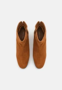 Leather - Classic Ankle Boots - Cognac -winter shoes Sales 2023 cf24ef0f2d6e4151862564b9625a58dd