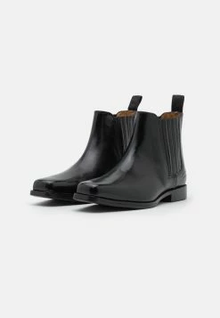 MELVIN & HAMILTON Bella - Classic Ankle Boots - Black -winter shoes Sales 2023 d50f93e1aa8c4121ae21284d41aa8950