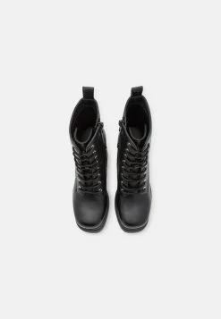 Madden Girl Drivenn - Lace-Up Ankle Boots -winter shoes Sales 2023 d64a5944fd4e4de4bd4430377bc6cc6d