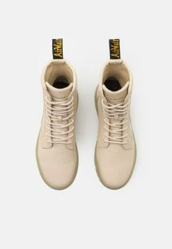 Dr. Martens Combs Unisex - Lace-Up Ankle Boots - Parchment Beige -winter shoes Sales 2023 d89bb39b3bad404b842f52074bfaa321