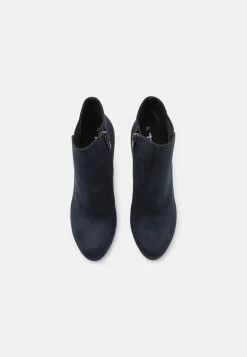 Tamaris High Heeled Ankle Boots - Navy 11 Tamaris High Heeled Ankle Boots - Navy -winter shoes Sales 2023 e30d3293b32f4d37a7f2de7cc7c06094