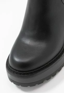 Madden Girl Kamora - Platform Ankle Boots -winter shoes Sales 2023 f152db57efbd4e21ba569e76b5105221