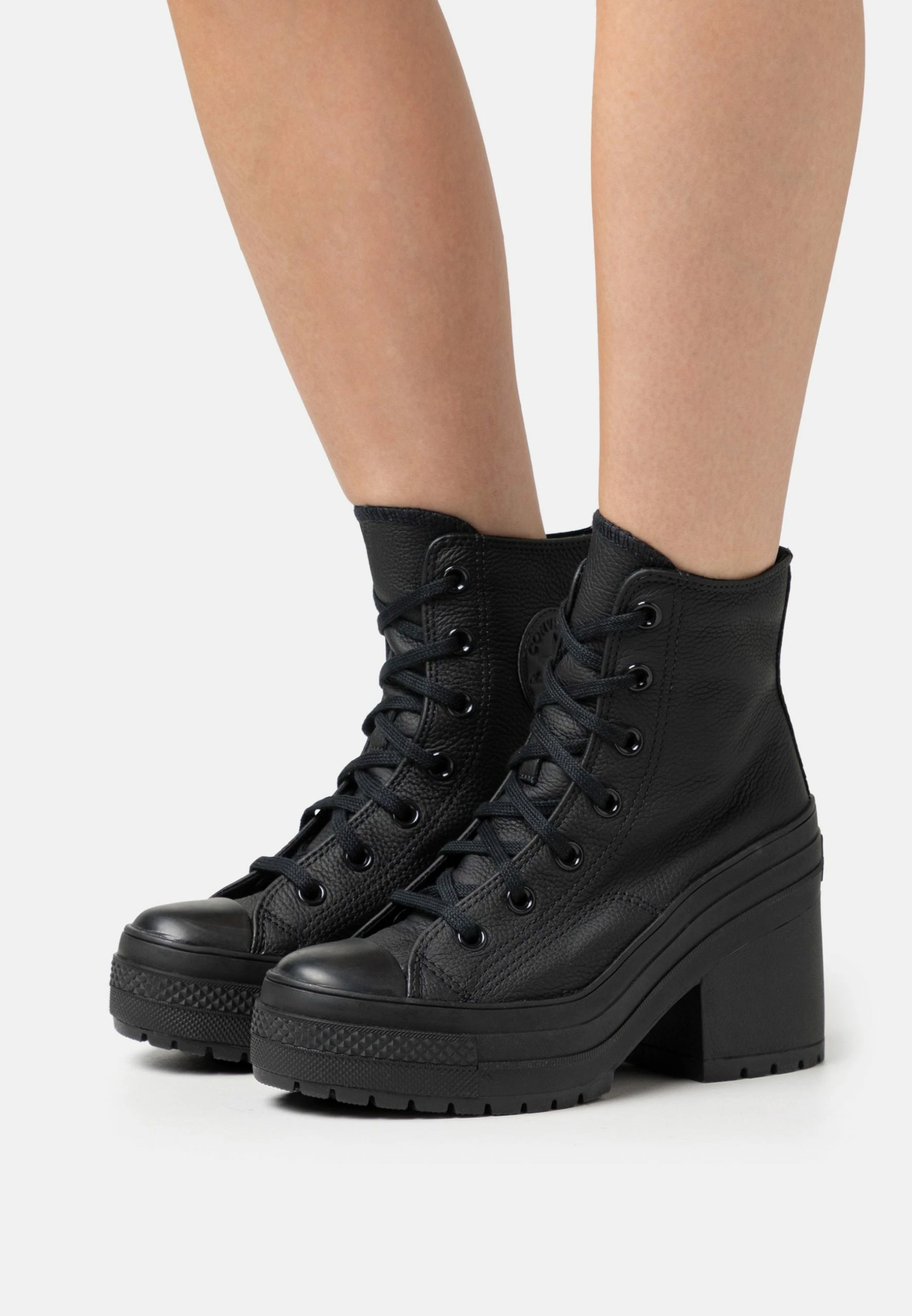 Converse Chuck 70 De Luxe - Lace-Up Ankle Boots - Black/White 1 Converse Chuck 70 De Luxe - Lace-Up Ankle Boots - Black/White