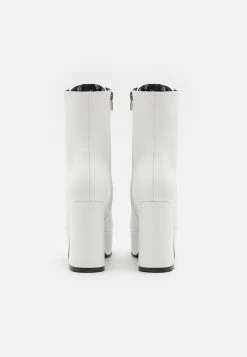 Lamoda Trample Lace Up Platform - High Heeled Ankle Boots -winter shoes Sales 2023 f3f74cb52356497d9b37d54c22dede8b