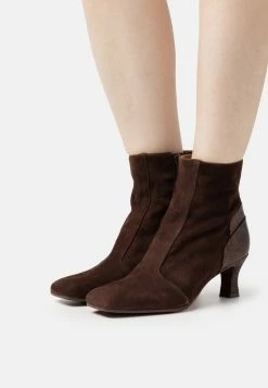 Chie Mihara Vaiven - Classic Ankle Boots