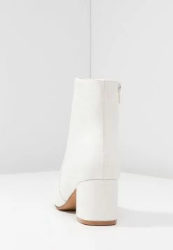 Anna Field Ankle Boots - White 12 Anna Field Ankle Boots - White -winter shoes Sales 2023 fab6e96b822a43cfb21445dd3c2dc8b2